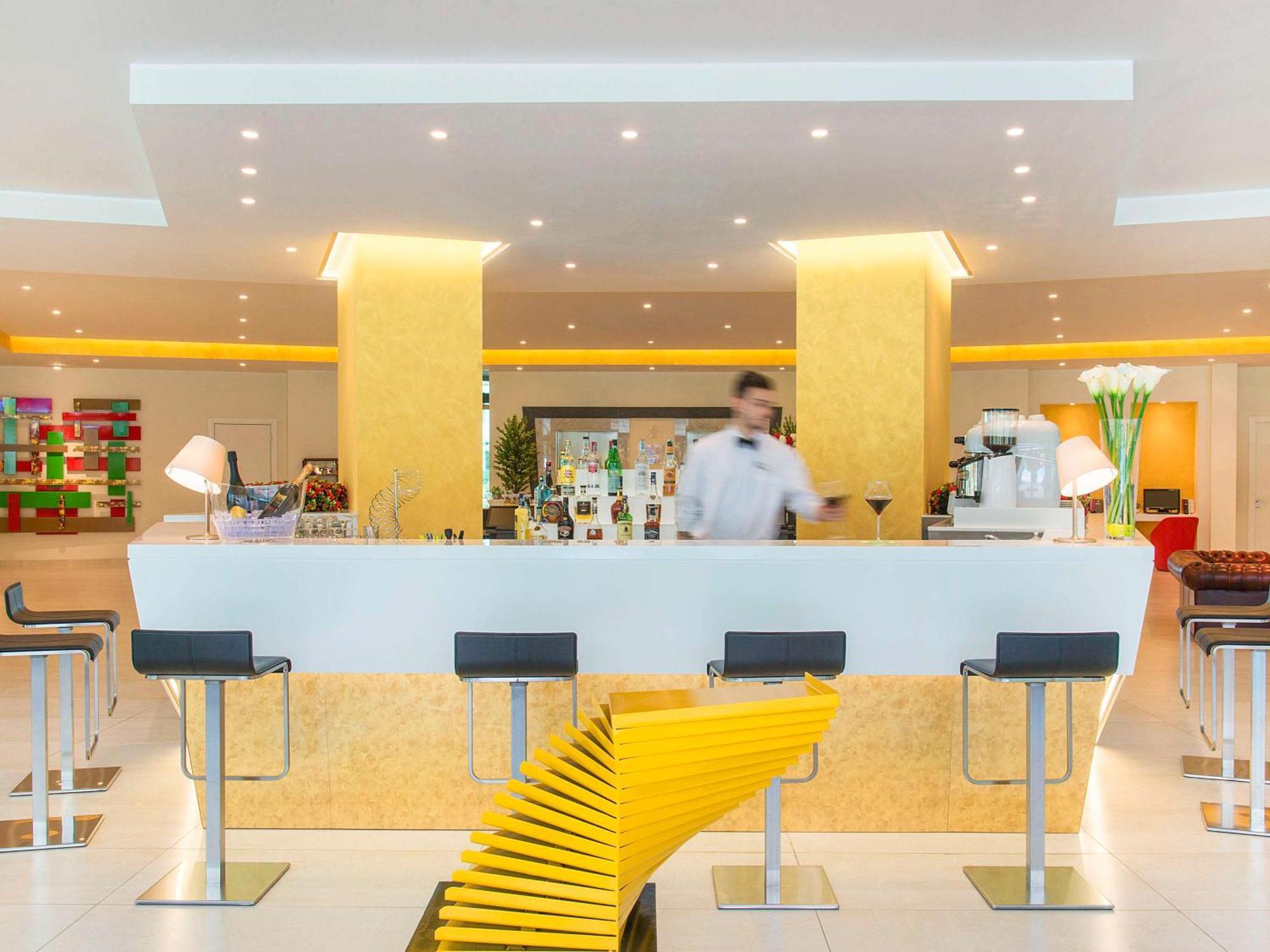 Hotel ibis Styles Milano Est Settala Exterior foto