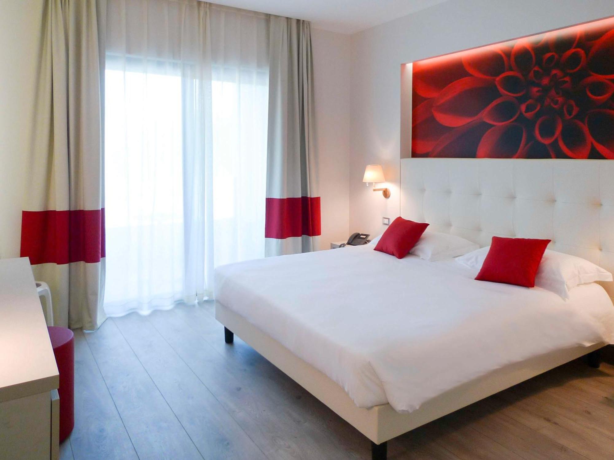 Hotel ibis Styles Milano Est Settala Exterior foto